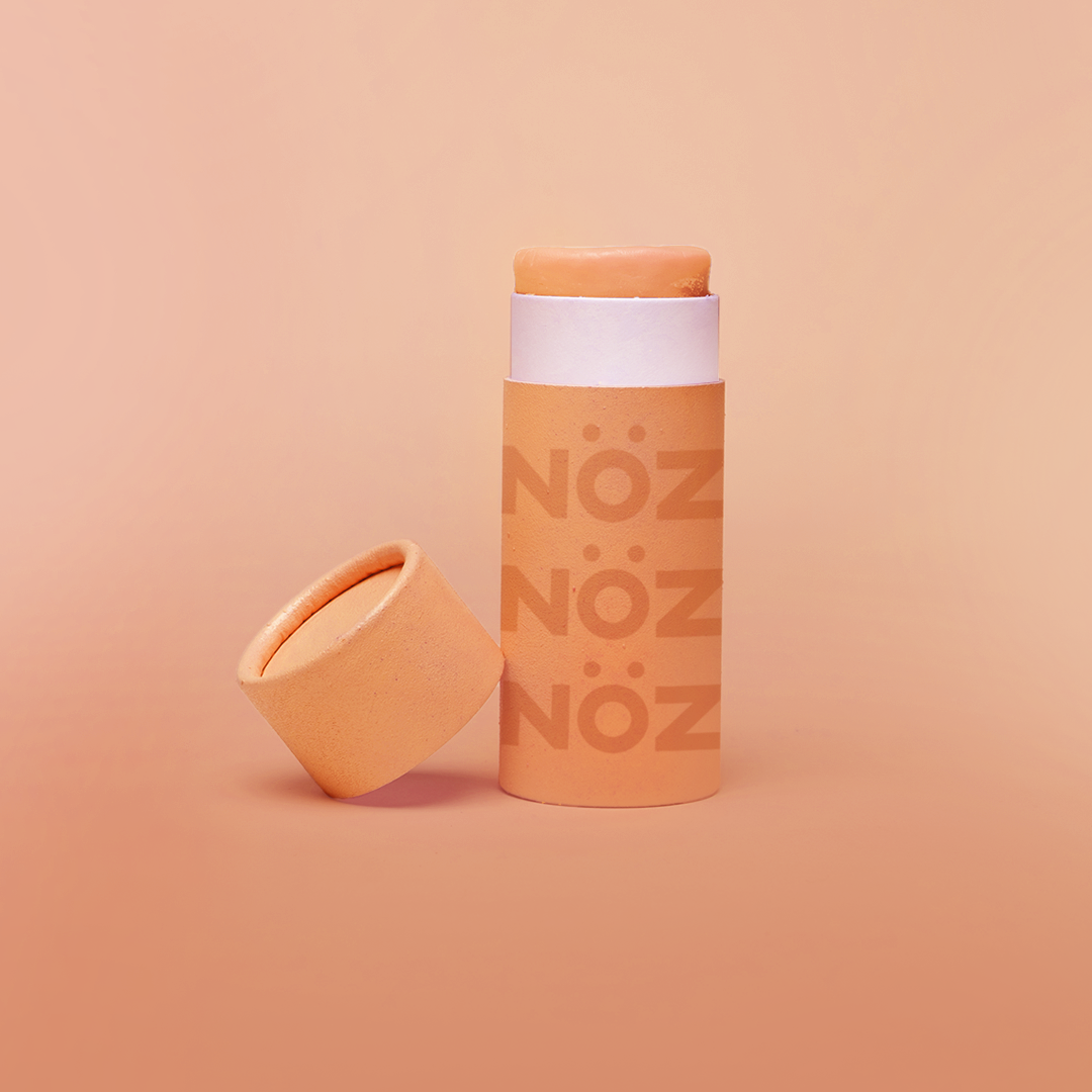 Buy the Nözscreen Sensitive stick-formula in the color Citrus orange.